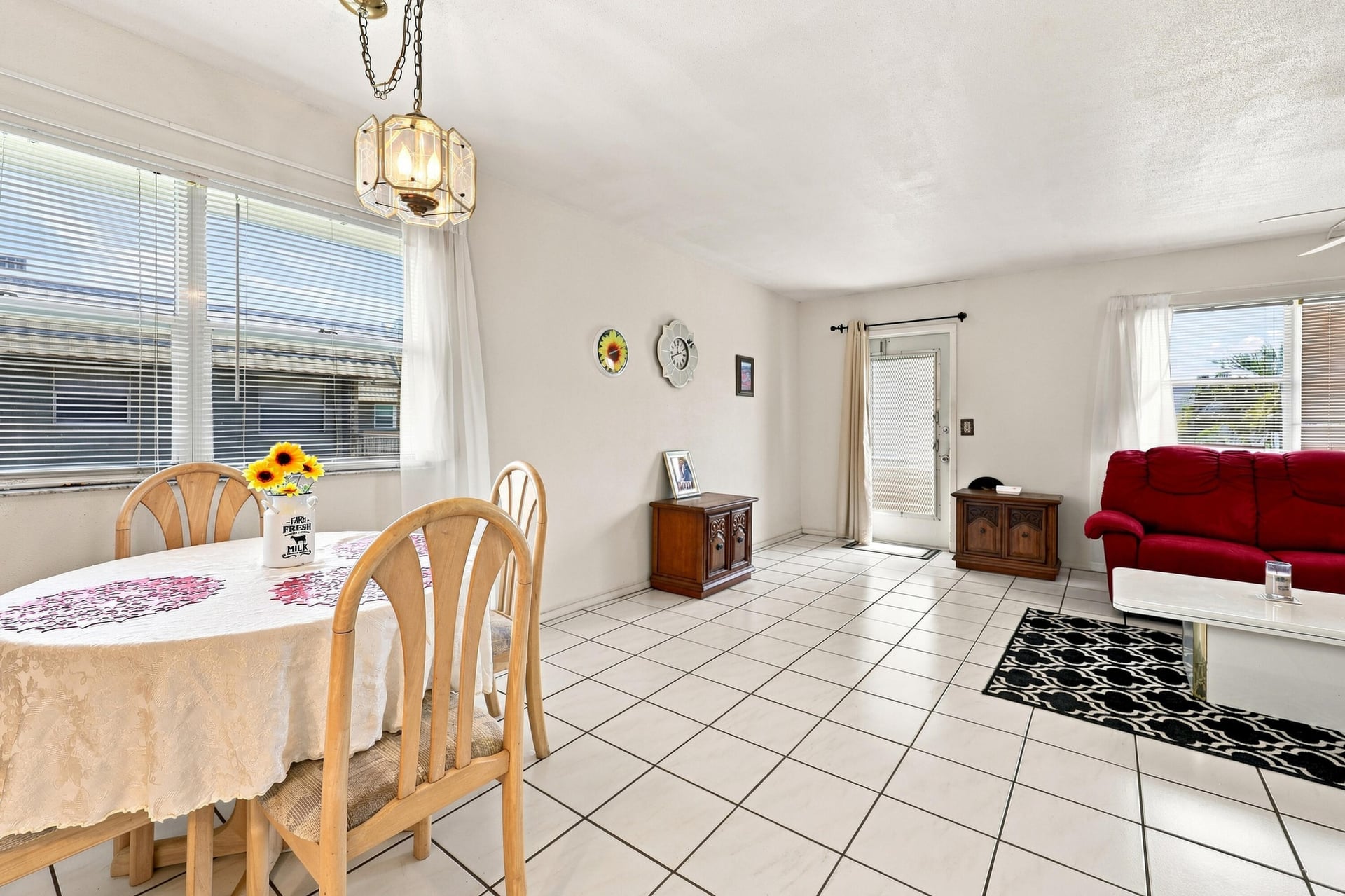 Residence photo 17