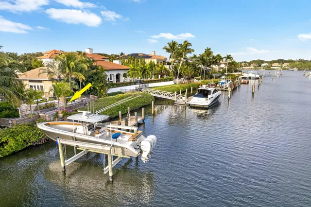 Admirals Cove Residence photo 4