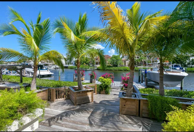 Admirals Cove Residence photo 7