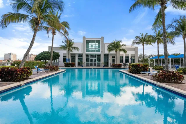 The Edge Unit 1103 photo 27