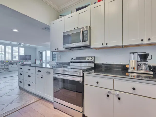Old Northwood Unit 3 photo 12