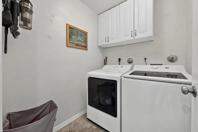 Residence photo 13