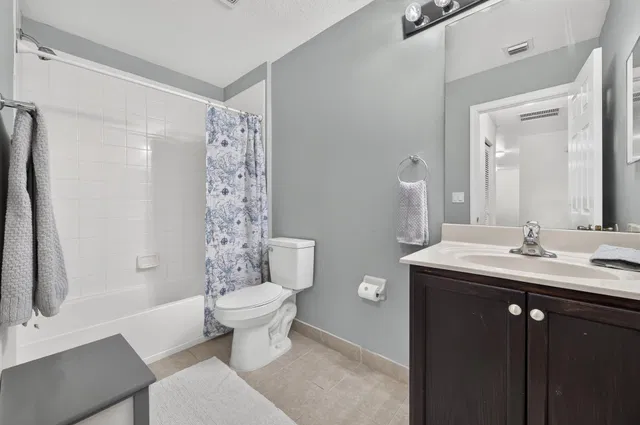 Residence photo 18