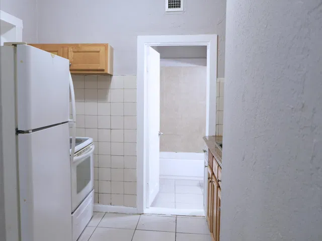  Unit A photo 12