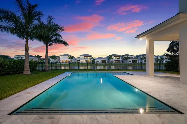 Boca Bridges Residence photo 3