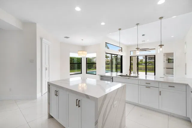Boca Bridges Residence photo 12