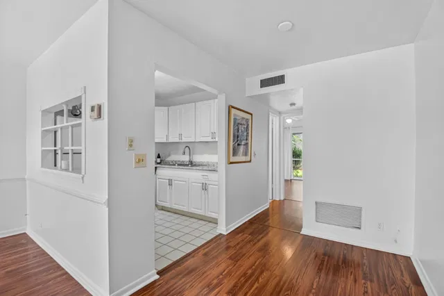  Unit 107 photo 11