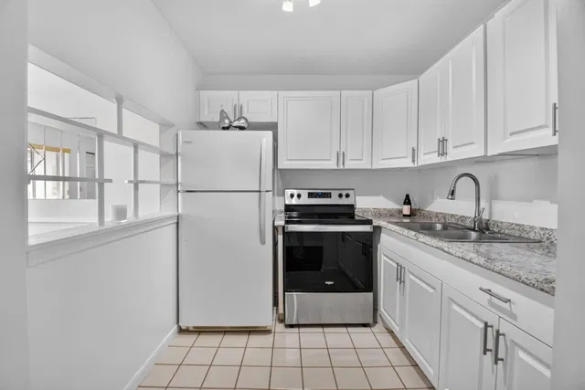  Unit 107 photo 12
