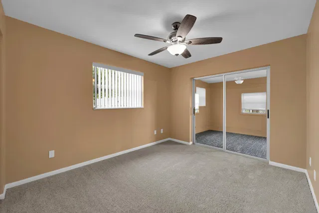 Residence photo 20