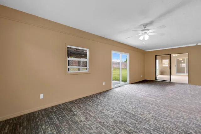 Residence photo 21