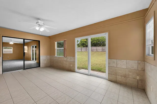 Residence photo 25