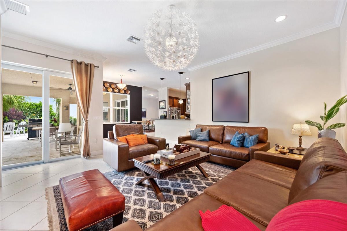 Residence photo 9