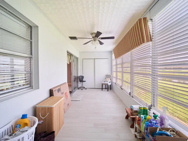  Residence photo 21