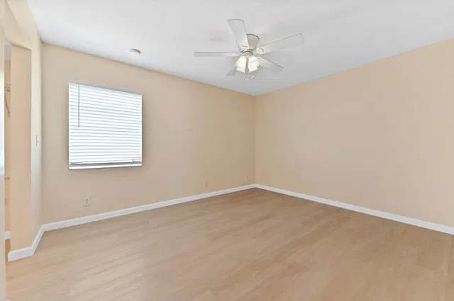 Unit 22A photo 11