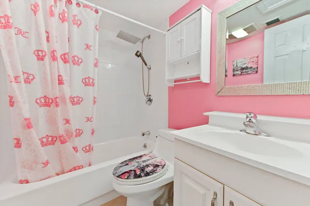 Unit 22A photo 14