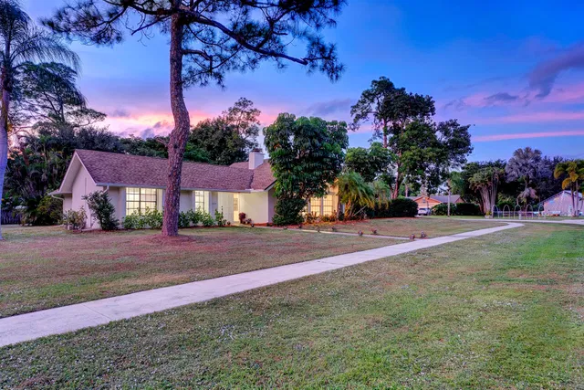 Residence photo 31