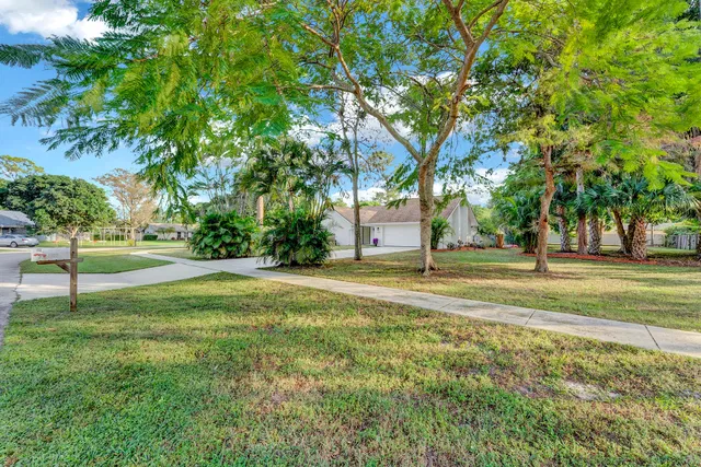 Residence photo 37