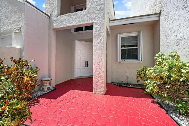 Residence photo 4