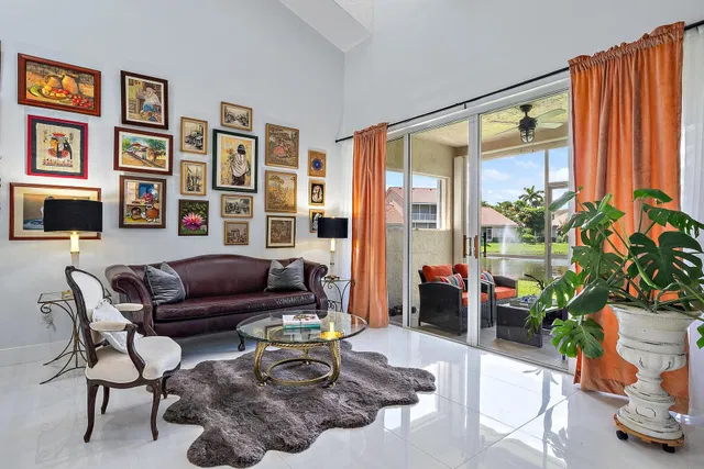 Residence photo 9