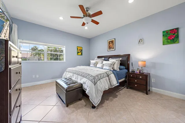 Residence photo 14