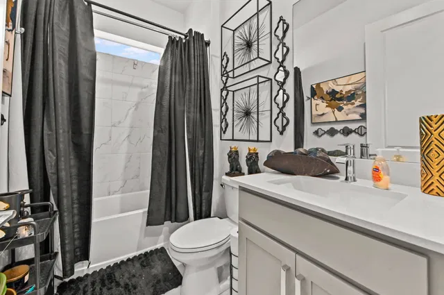 Residence photo 25