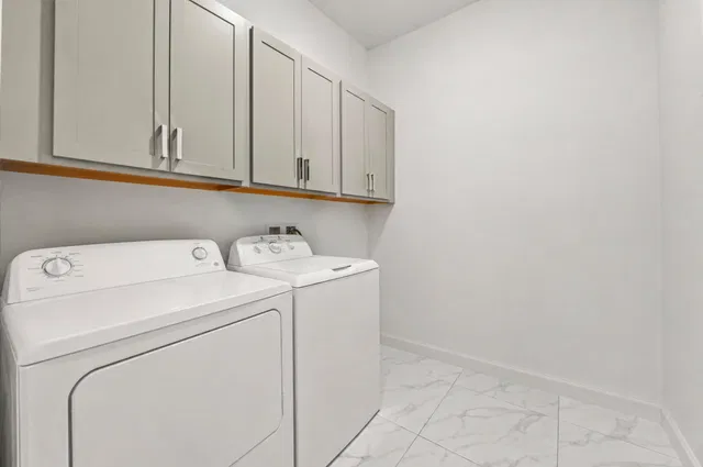 Residence photo 32