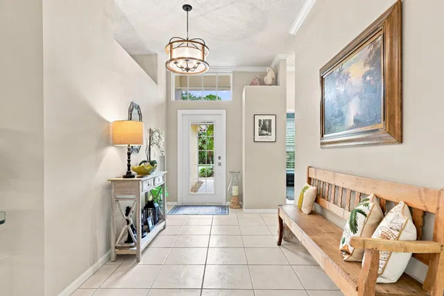 Residence photo 5