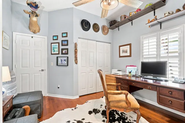 Residence photo 15
