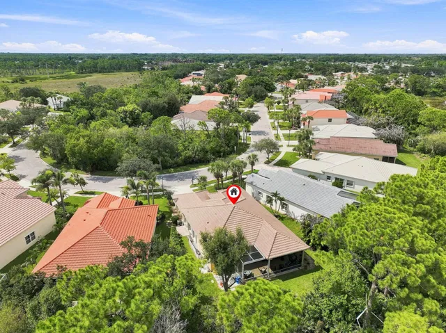 Residence photo 31