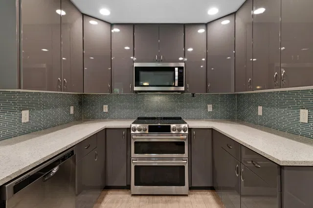 Residence photo 9