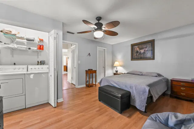 Unit C photo 11