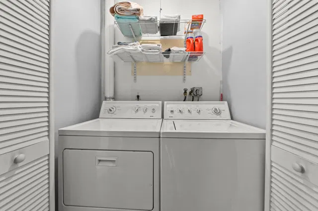 Unit C photo 15