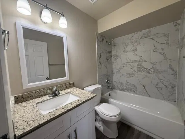 Unit 26 photo 9
