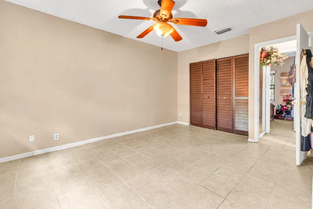Residence photo 13
