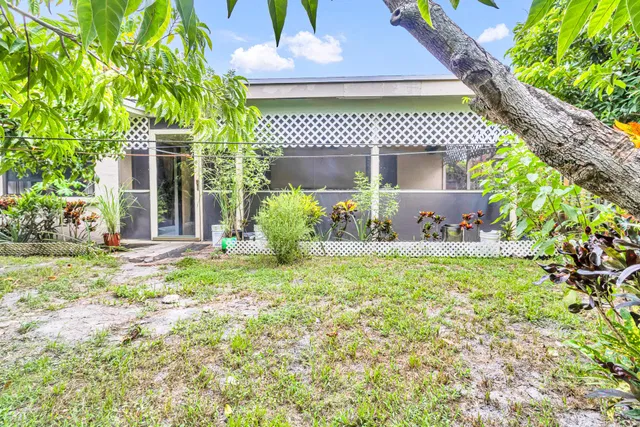 Residence photo 20