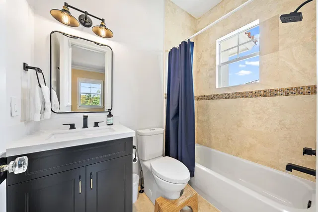 Residence photo 32