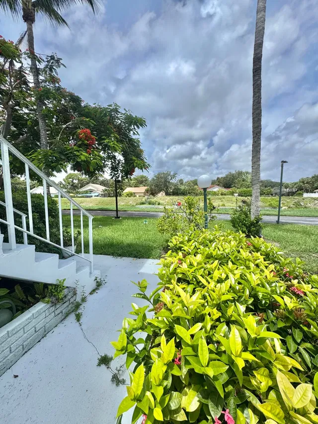 Unit 1217 photo 17
