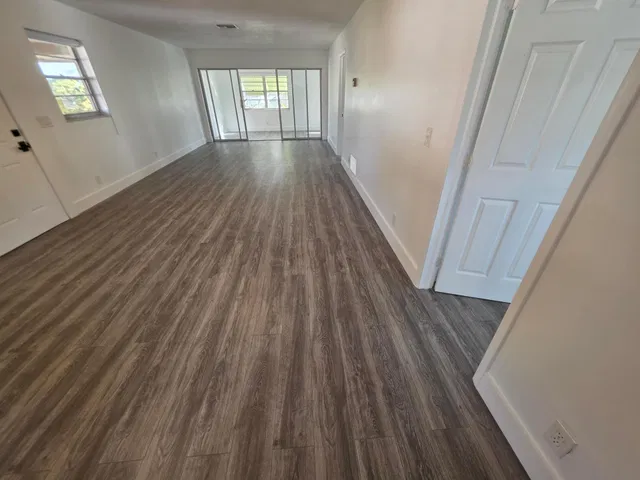Residence photo 22