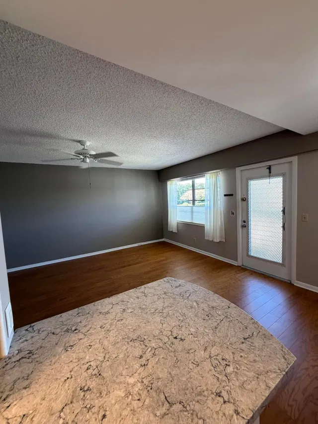  Residence photo 10