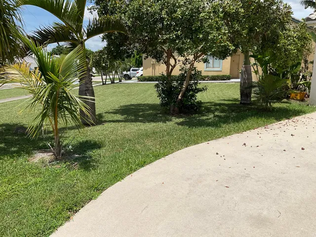 Residence photo 6