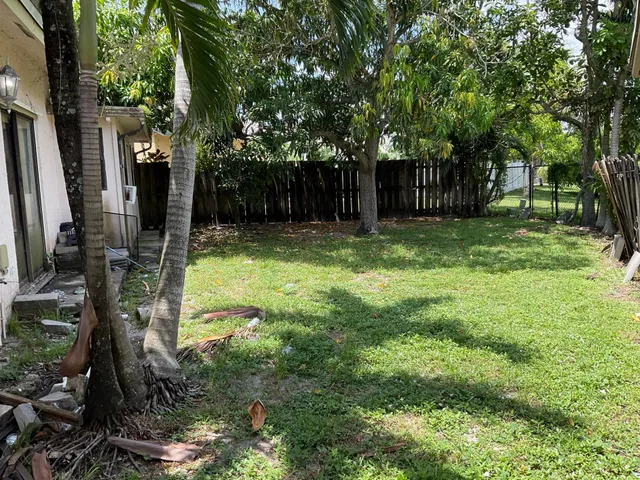 Residence photo 25