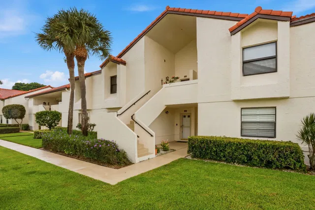 Residence photo 6