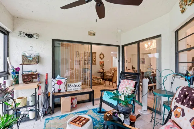 Residence photo 21