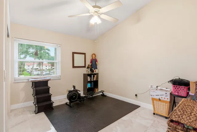 Residence photo 29