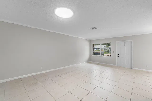 Residence photo 18