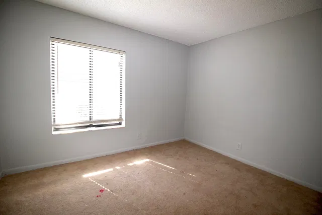 Residence photo 9