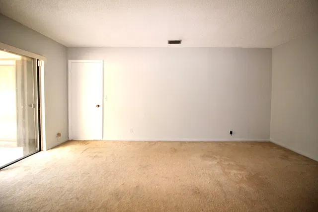 Residence photo 14