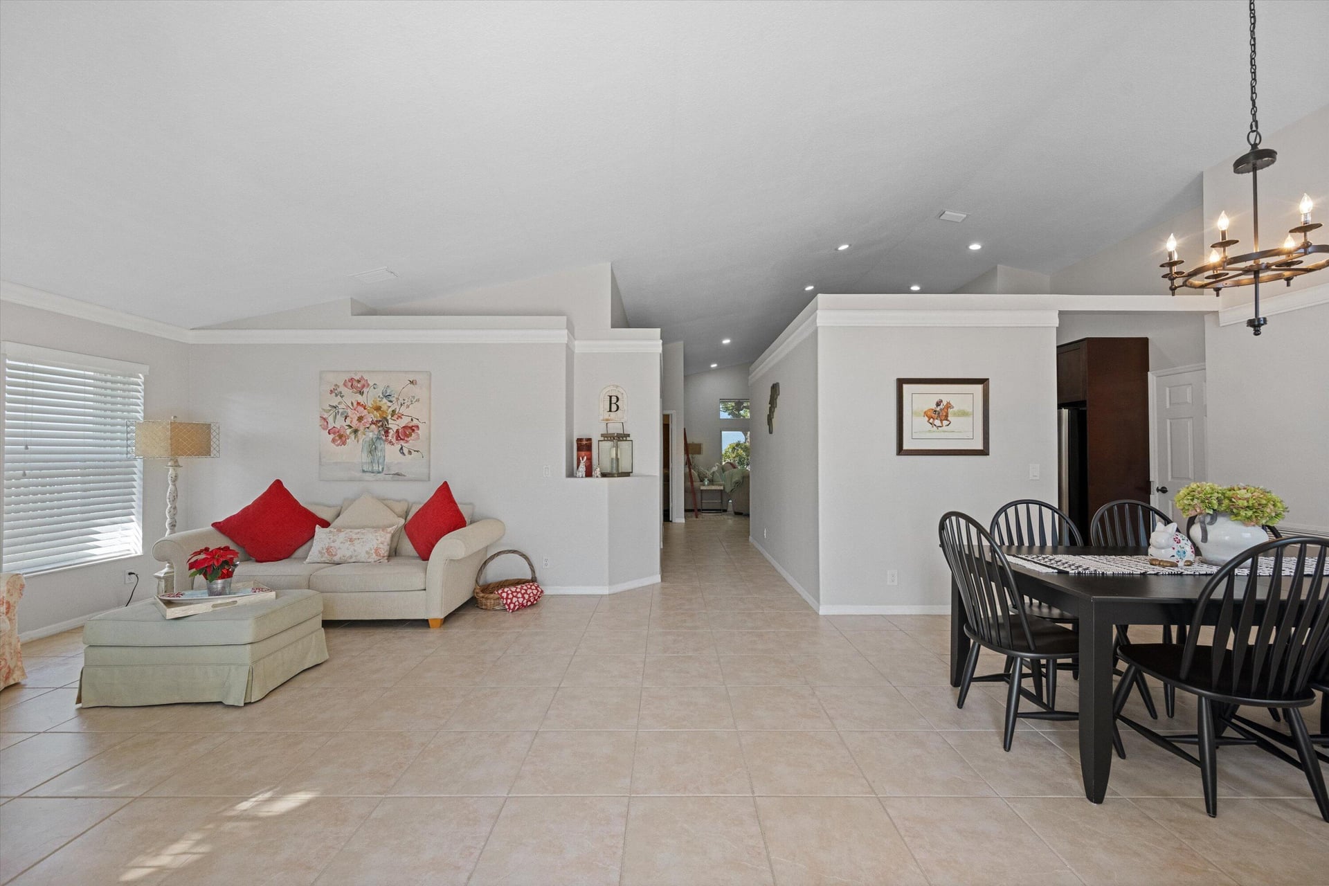Residence photo 3