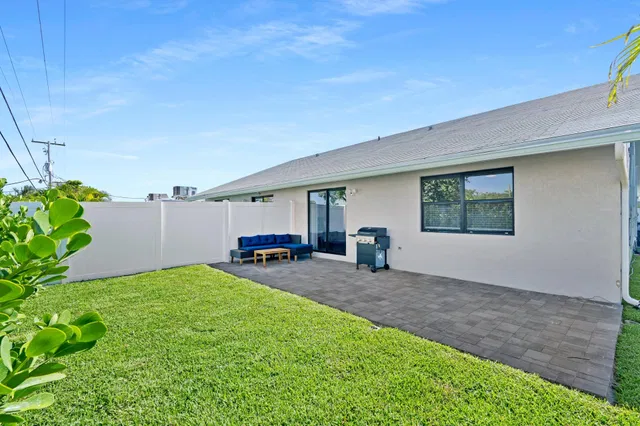 Residence photo 19