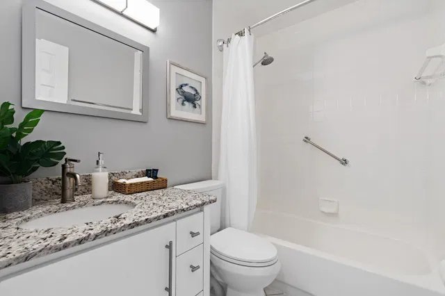 Residence photo 17